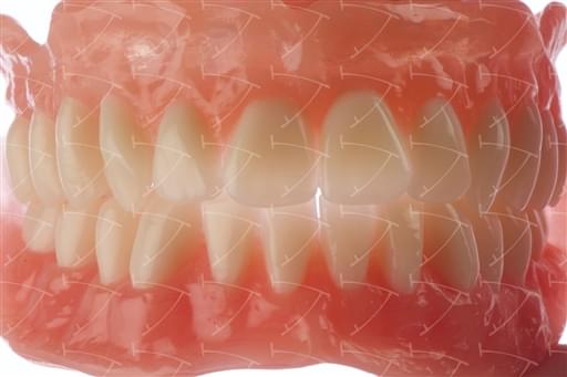 Total Prothesis in Acrylic  Resin with Teeth made of ... con denti del commercio in resina acrilica